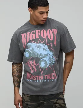 Men's Oversized Acid Wash Big Foot License Print T-Shirt Washed Black Size X-Small Washed Black XS - boohooMAN - FashionsVida