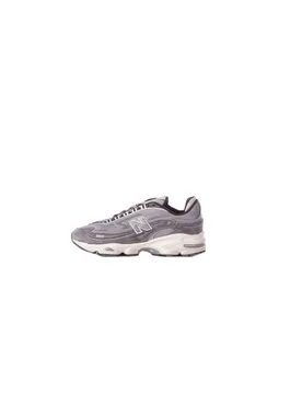 New Balance Sneakers Grey - New Balance - FashionsVida