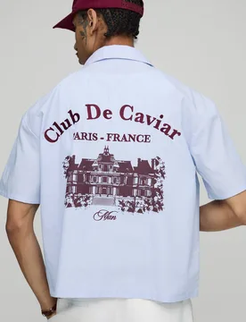 Herren Oversized Boxy Club De Caviar Gedrucktes Streifen-Hemd Light Blue Größe 5XL - boohooMAN - FashionsVida