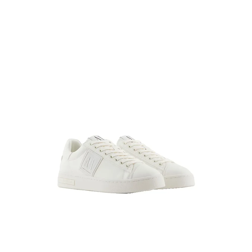 Exchange Sneaker Xm001990_af1751 Off White / Off White EU 43 - Armani - FashionsVida