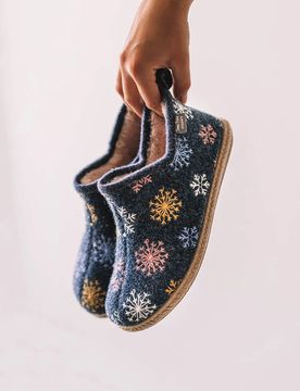 Slipper abotinada para mujer en fieltro | DUNA-CP