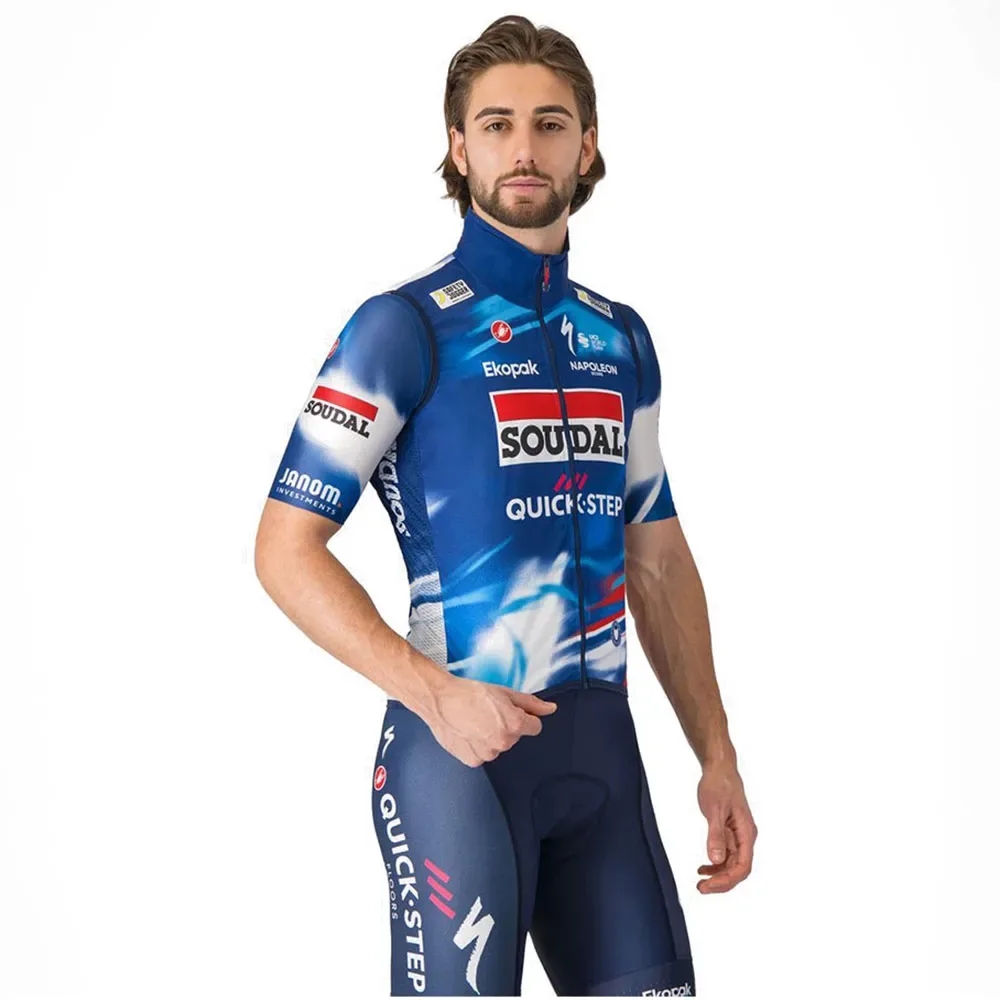 Gilet Pro Light Wind Soudal Quick-step 2025 Score / Blue-Red - Castelli - FashionsVida