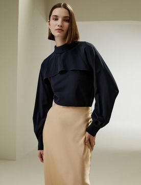 Eleganza Femminile Canotta in Seta Collo Alto 42
