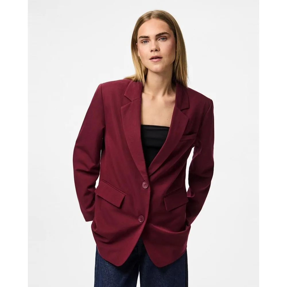 Blazers corte ancho de mujer - Pieces - FashionsVida