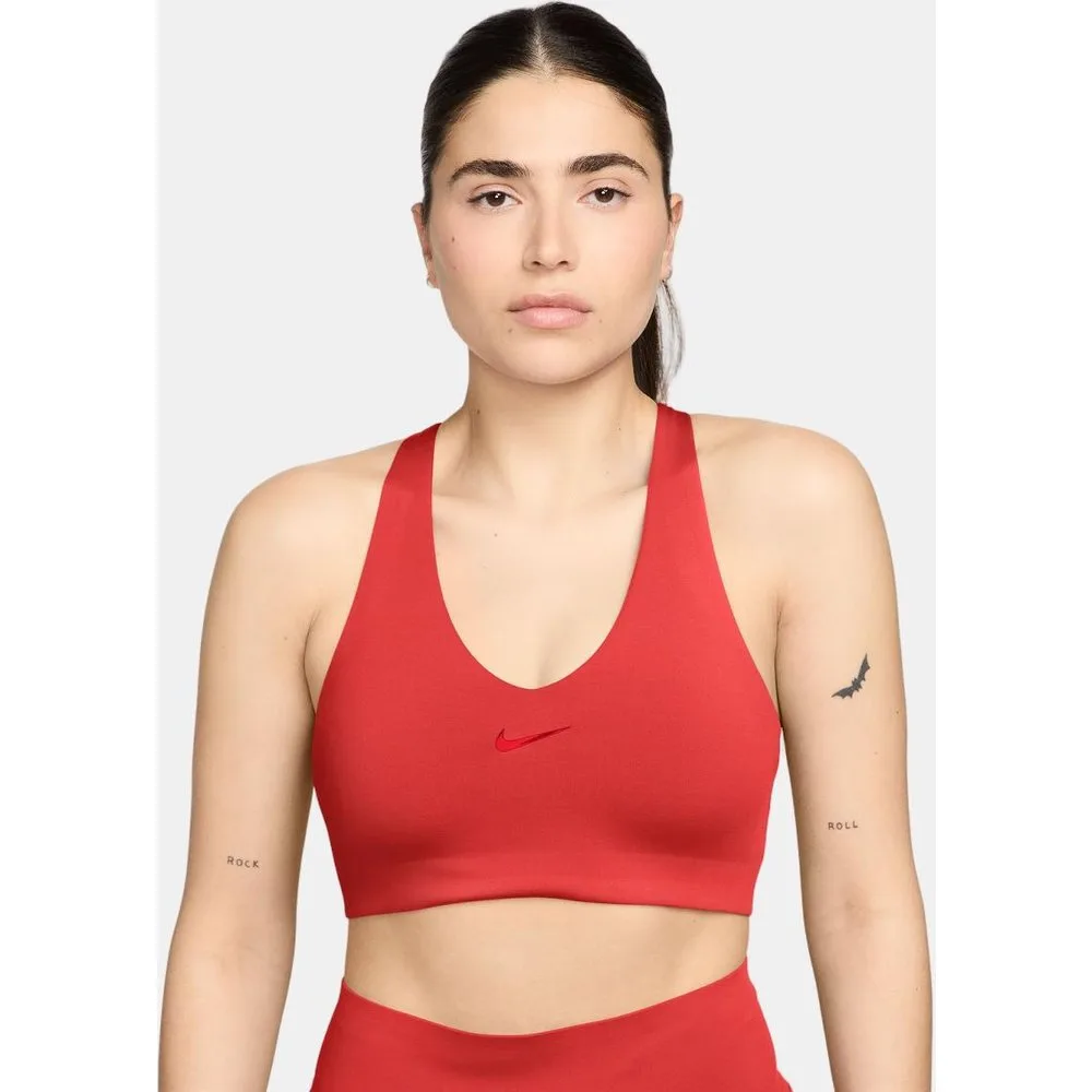 Top de mujer Universa Medium Support Bra - Nike - FashionsVida