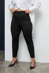 Women's Stretch Tapered Trousers in Black Size: 22 - Black - Size: 22
