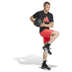 T-shirt à Manches Courtes Train Essentials Feelready Logo Black / Lucid Red S