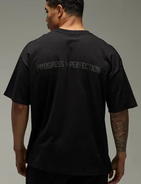 Herren Aktiver Fortschritt Über Perfektion Oversized T-Shirt Black Größe XS - boohooMAN - FashionsVida