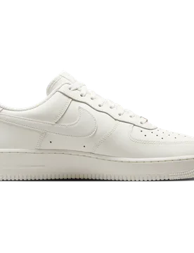 Air Force Men's Sneakers - White - Size 7 - Leather - White - Size: 7 - Nike - FashionsVida