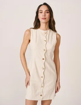 Vestido corto entallado sin mangas y cierre frontal ondulado - Alma en Pena - FashionsVida