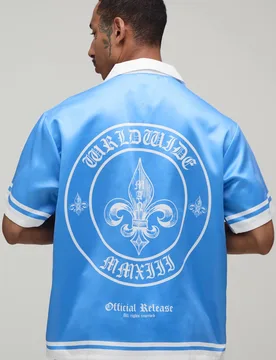Men's Oversized Half Sleeve Worldwide Border Print Satin Shirt Blue Size Medium Blue M - boohooMAN - FashionsVida