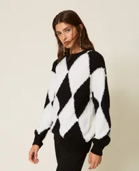 Pull en laine mélangée avec losanges et broderie