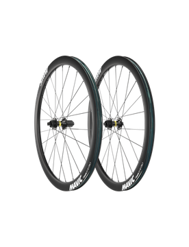 Ruote COSMIC S 42 disk CL UST in carbonio 21mm 1660 gr 2026