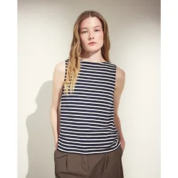 Camiseta de mujer de manga corta y estampado de rayas