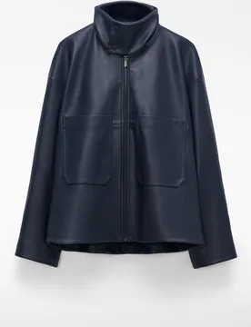 Chaqueta de hombre corta en Piel No Piel - Adolfo Dominguez - FashionsVida