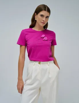 Camiseta de mujer con aplicaciones de flores - Salsa Jeans - FashionsVida