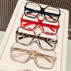 Pares de gafas de montura grande con diseño retro de moda, gafas unisex rojas con diseño clásico elegante y lindo
