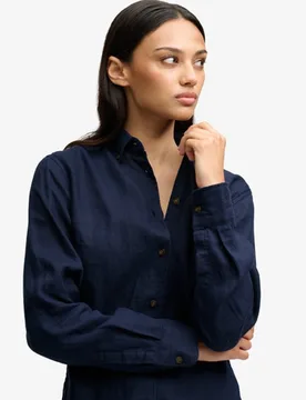 Superdry Damen Premium Leinenhemd mit Knopfleiste in Schmaler Passform Navy - Größe: 36 - 89.99 - FashionsVida