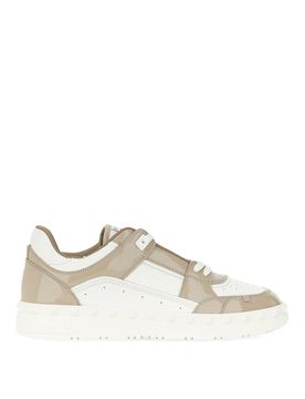 Fregati di sneaker top bassi