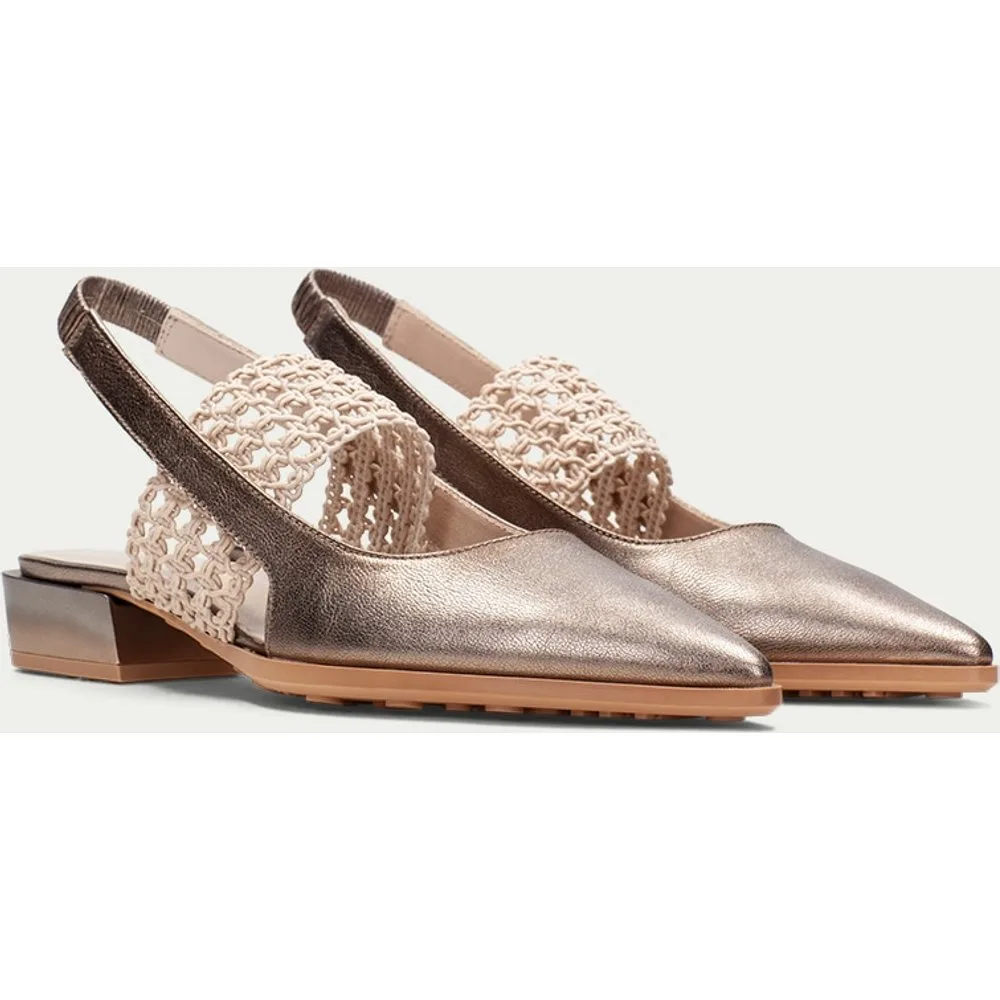 Merceditas planas de mujer con punta afilada - Hispanitas - FashionsVida