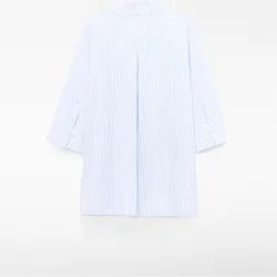 Camisa de mujer de rayas en tejido seersucker
