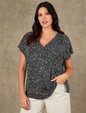 Floral V-Neck Top Black female - Live Unlimited London - FashionsVida