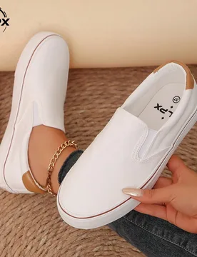 Zapatos de lona para pareja marca PLPX, zapatos tipo slip-on holgados, zapatos para caminar, zapatos de lona clásicos versátiles y casuales de moda - Shein - FashionsVida