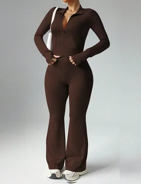Conjunto de 2 piezas de chaqueta casual con cremallera y agujero para el pulgar, y pantalones acampanados de cintura alta para mujer talla grande - Shein - FashionsVida