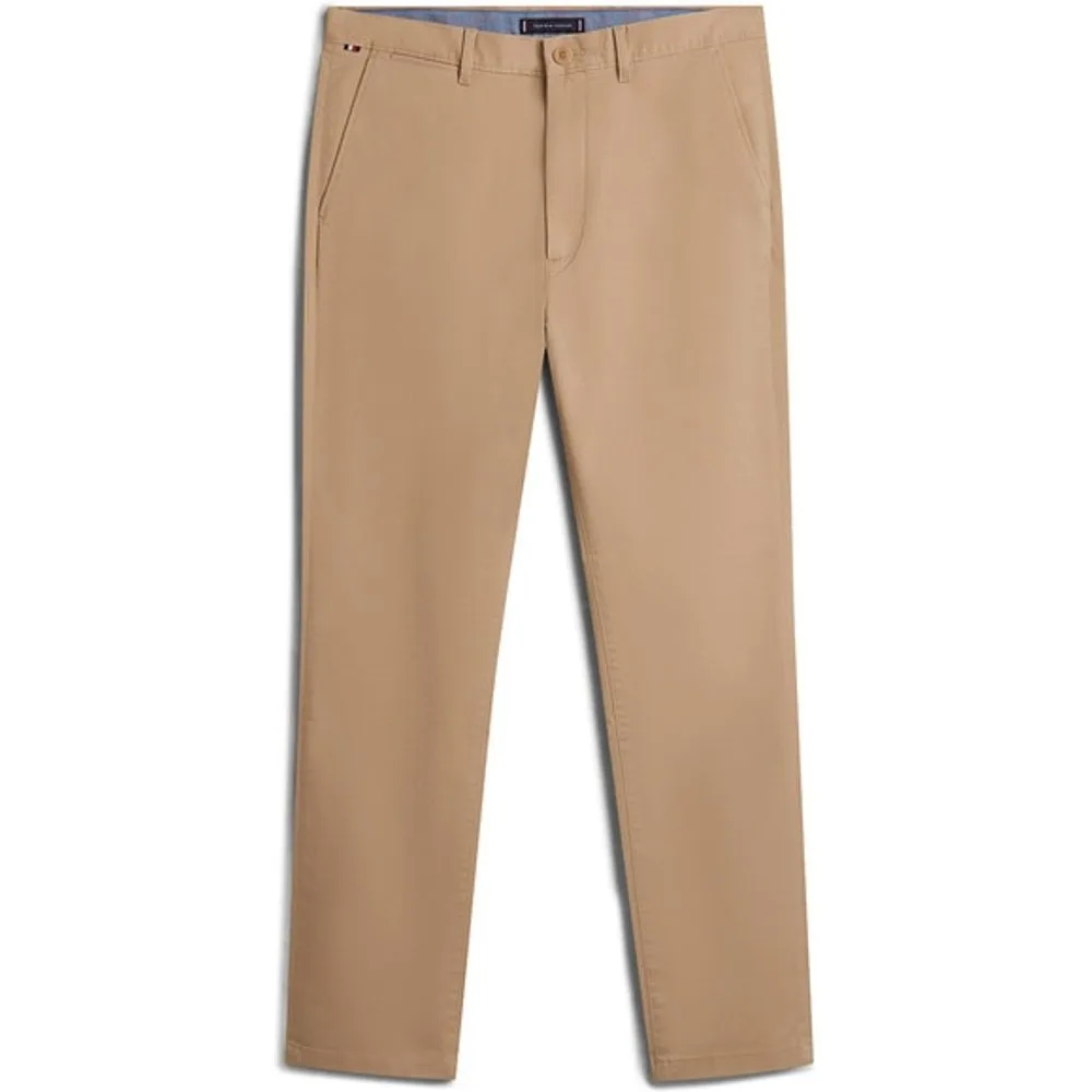 Pantalón de caballero tipo chino fit Denton - Tommy Hilfiger - FashionsVida