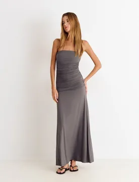 Vestido largo con frunces - Brownie - FashionsVida