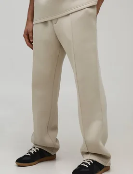 Herren Gerade geschnittene Bonded Scuba Pintuck Jogginghose Stone Größe Medium - boohooMAN - FashionsVida