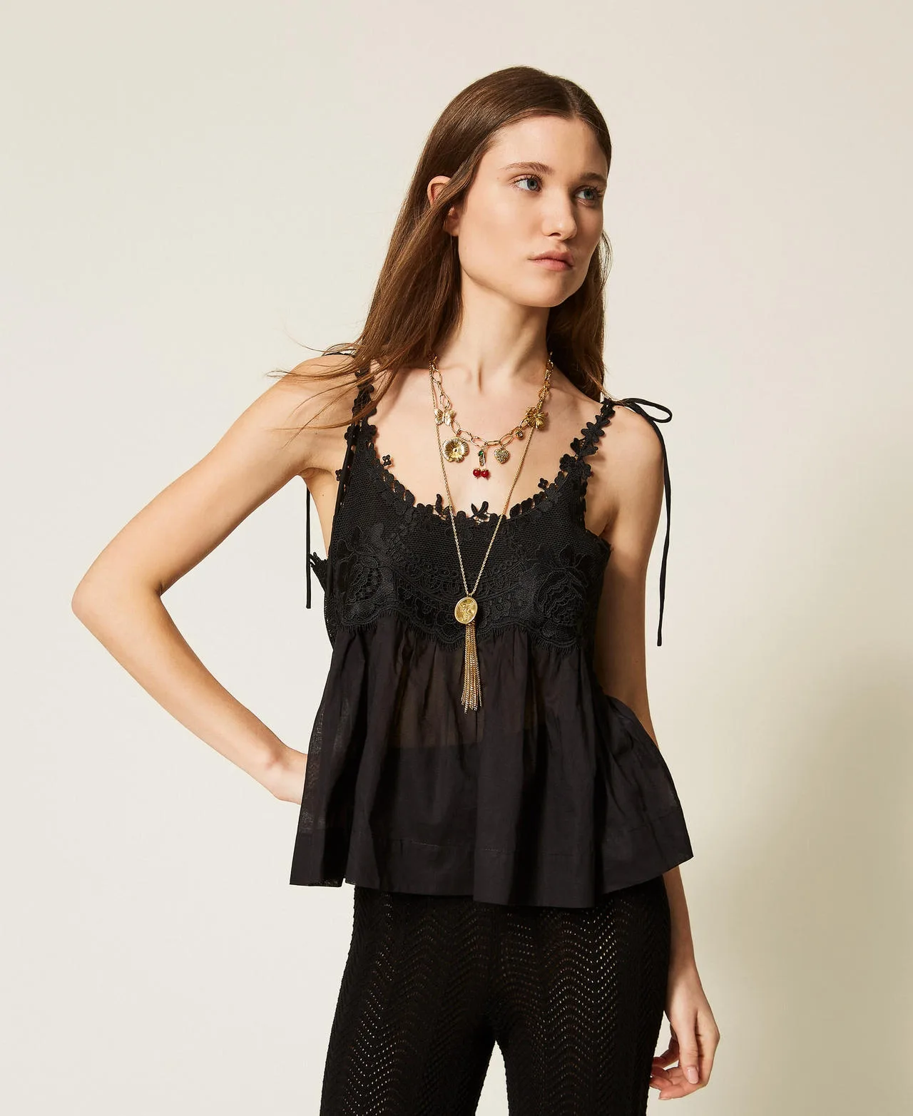 Top en mousseline avec dentelle - TWINSET - FashionsVida