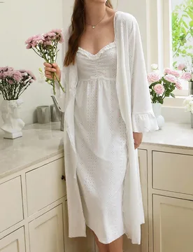 Conjunto de pijama con vestido camisero con volantes y fruncidos en la parte delantera y bata, detalles acogedores y elegantes, ropa de otoño e invie - Shein - FashionsVida