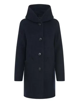 JACKE WOLLE female