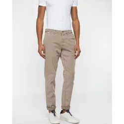 Chino de hombre regular fit de algodón elástico