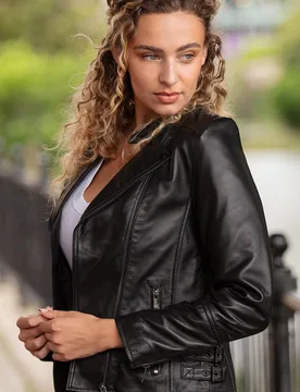 Women's 'Giada' Leather Fashion Biker Jacket in Black Size: 24 - Black - Size: 24 - Ashwood Leather - FashionsVida
