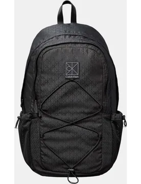 Mochilas de hombre logo emblem - Calvin Klein - FashionsVida