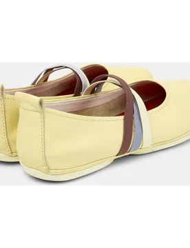 Bailarinas planas de mujer de piel right nina twins - Camper - FashionsVida