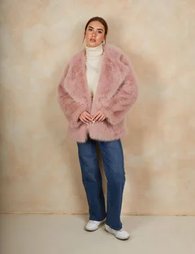 Women's Faux Fur Mid Length Coat in Pink Size: Medium - Pink - Size: M - Chi chi london - FashionsVida