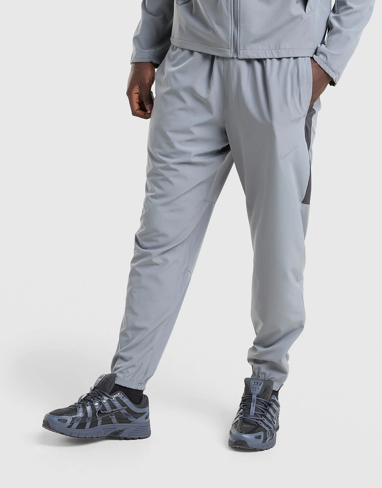 Challenger 2.0 Track Pants - Herren, Grau - male - Size: L - Nike - FashionsVida