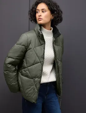 Kurze Steppjacke female Grün