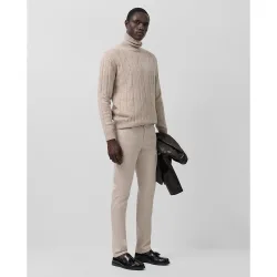Pantalón cinco bolsillos de hombre slim fit sarga tintada