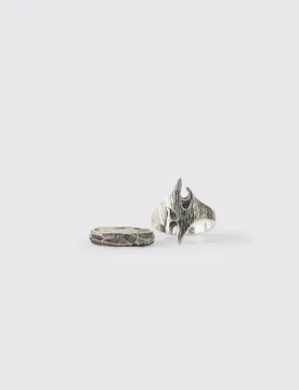 Men's 2 Pack Gothic Rings Silver Size S/M Silver S/M - boohooMAN - FashionsVida