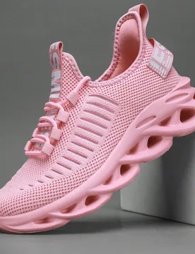 Zapatos de hombre de talla grande ligeros y transpirables para primavera/verano, zapatos de malla de punto cómodos y resistentes al desgaste, zapatos - Shein - FashionsVida