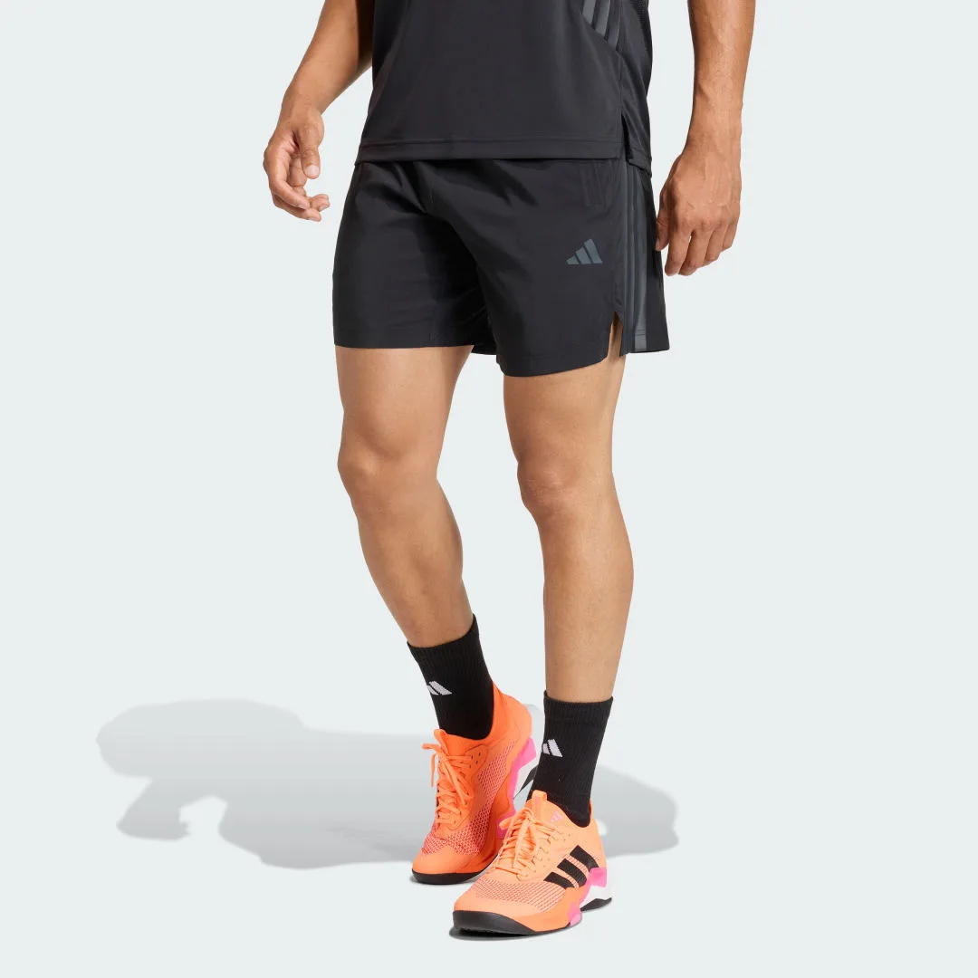 TECH ESSENTIALS SHORT DA ALLENAMENTO A 3 strisce M 18 CM Black - Adidas - FashionsVida