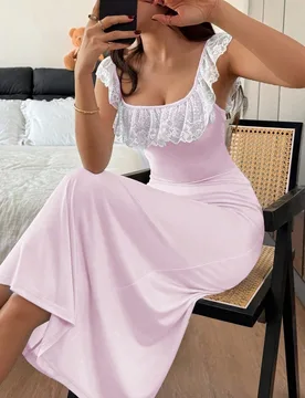 Camisón elegante de mujer con ribete de encaje - Shein - FashionsVida