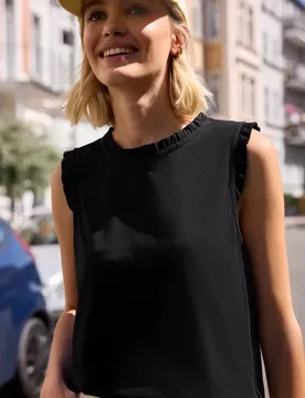 Street One Top mit Rundhals und Rüschendetails female Schwarz