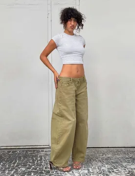 Pantalon Barrel Fit 32 0-576 - Bershka - FashionsVida