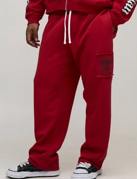 Men's Plus Baggy Fit Applique Gothic Print Joggers Red Size 3X-Large Red 3XL - boohooMAN - FashionsVida