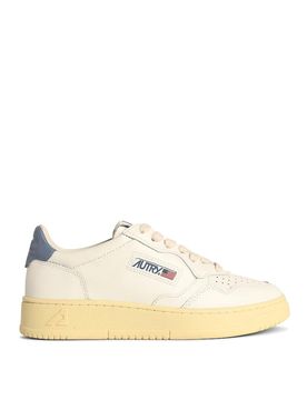 Medaglia Sneaker in pelle bassa e blu chiaro
